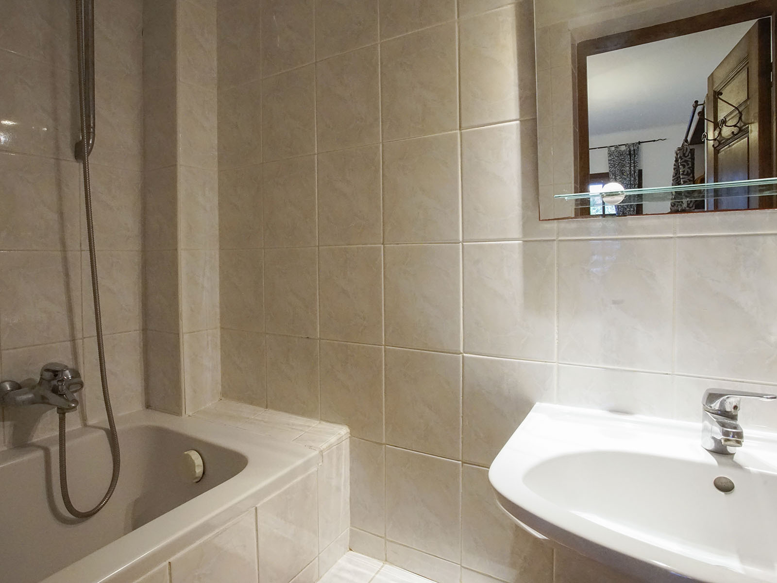 Entire Home Hyères 127141