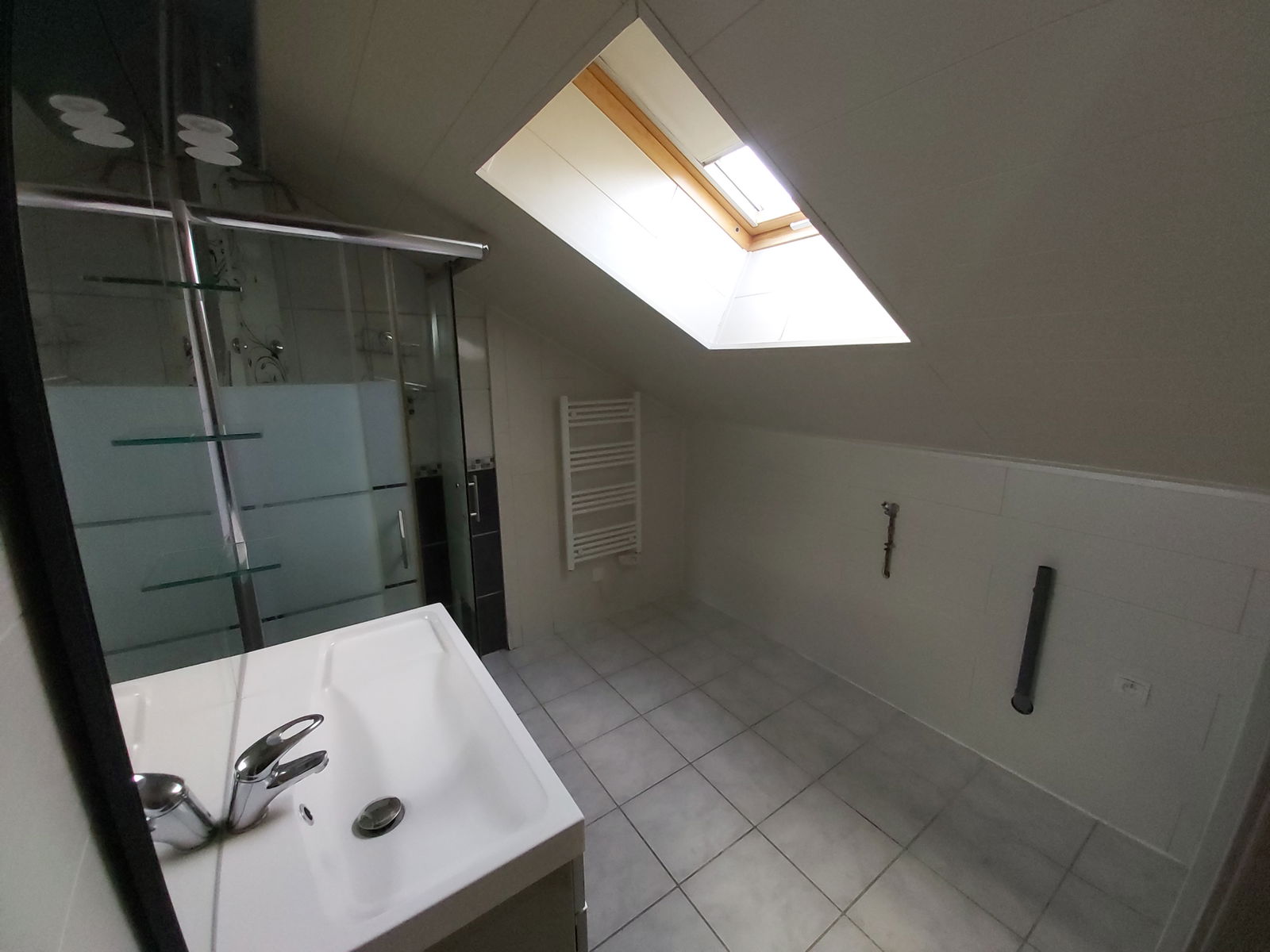 Entire Home Mandeure 566594