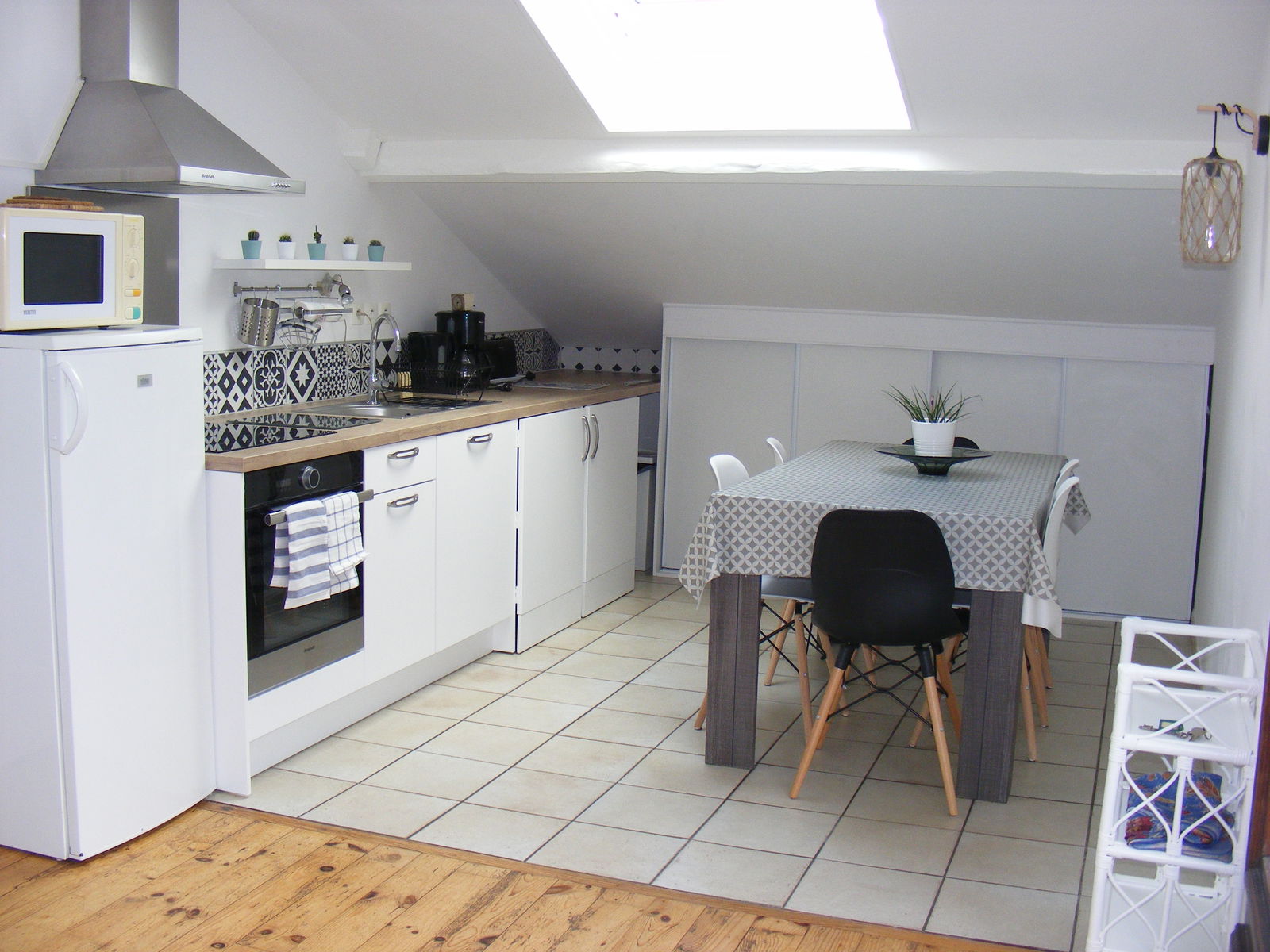 Unabhängiges Studio Tarnos 40704