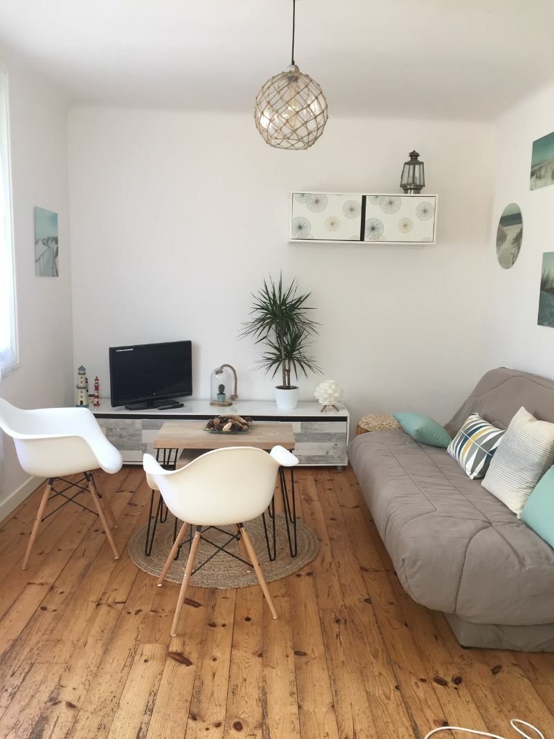 Oberoende Studio Tarnos 40704