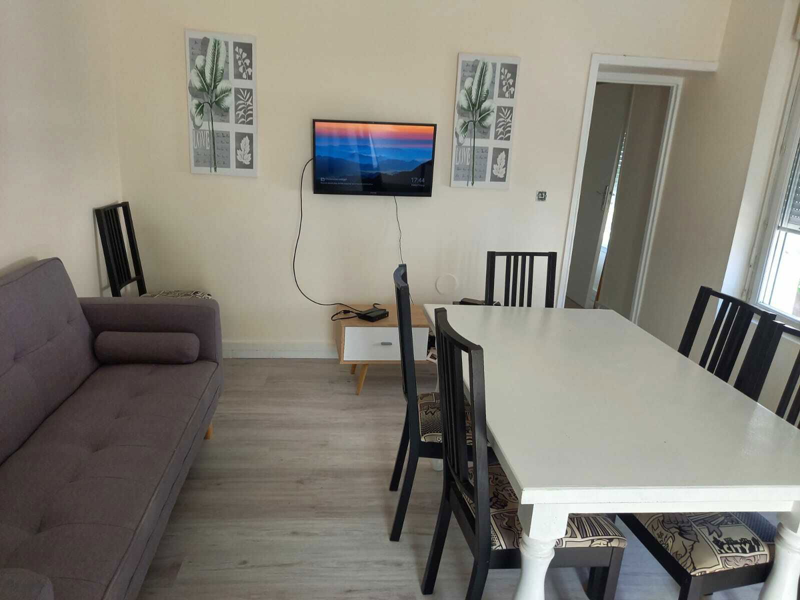 Tutta La Casa Coubron 260948