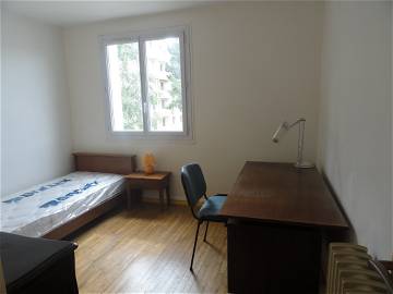 Room For Rent Angers 8433