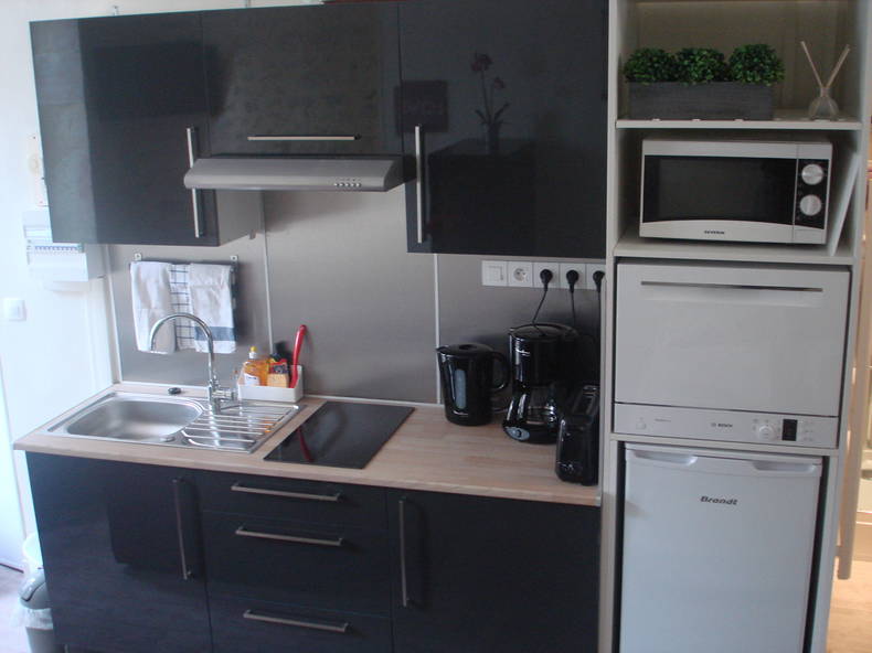 Entire Home Bayeux 143559-4