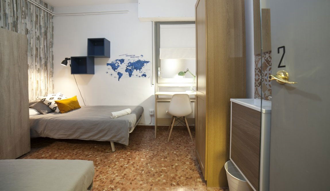 Homestay Barcelona 200130