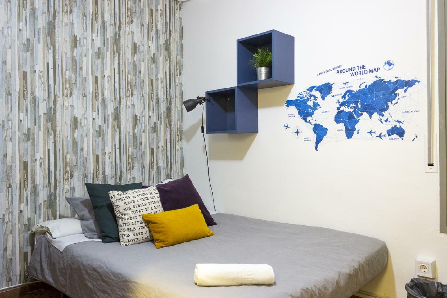 Homestay Barcelona 200130