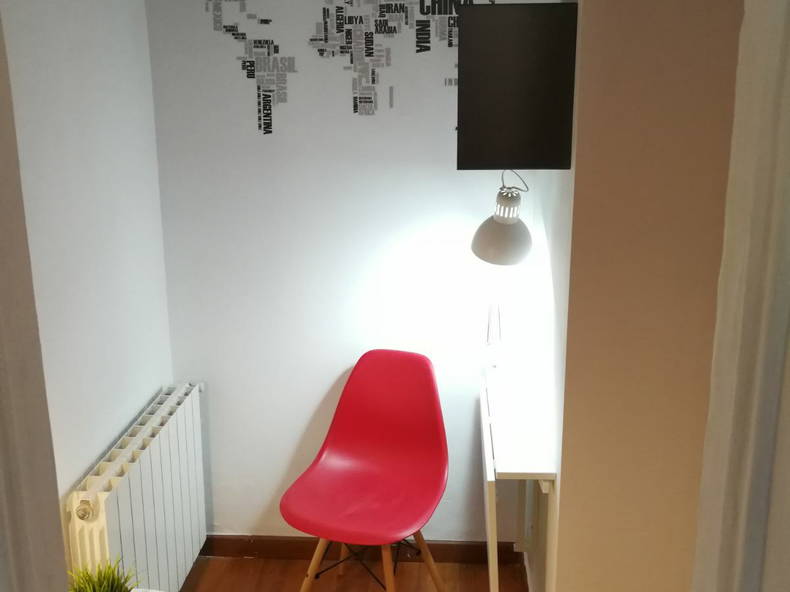 Homestay Barcelona 200210-3