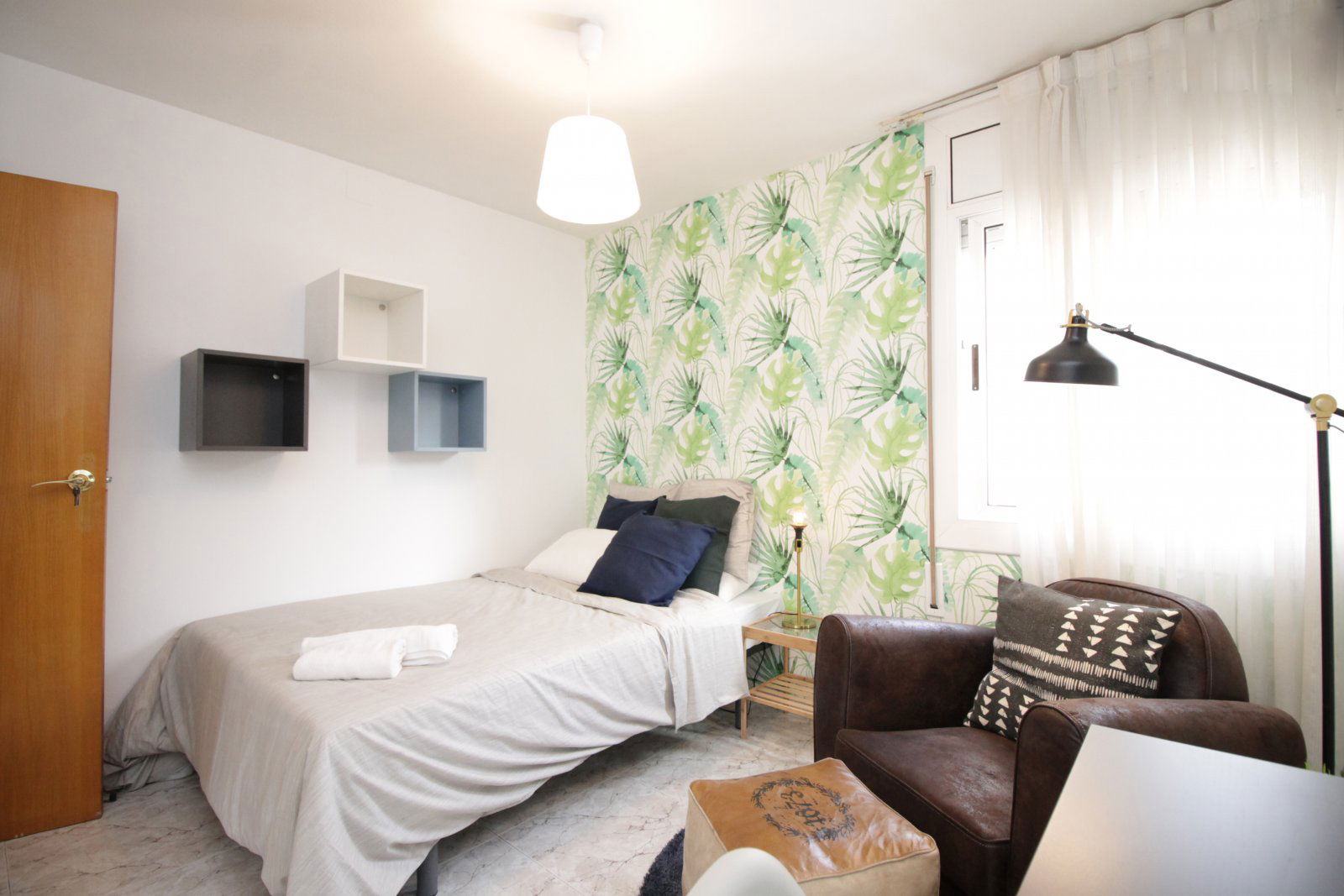 Homestay Barcelona 200330