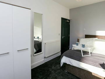 Roomlala | Fantastiese en suite-kamer - geen fooie nie