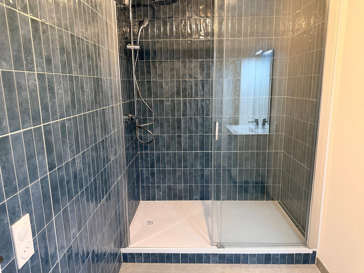 Hela Huset Nanterre 664184