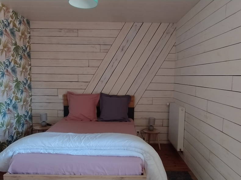 Entire Home Saint-Aubin-des-Ormeaux 260283-5