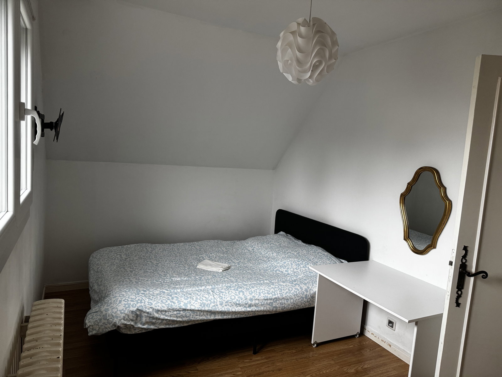 Habitación En Casa Del Anfitrión Plombières-lès-Dijon 672729