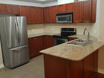 Homestay Mississauga 245934-5