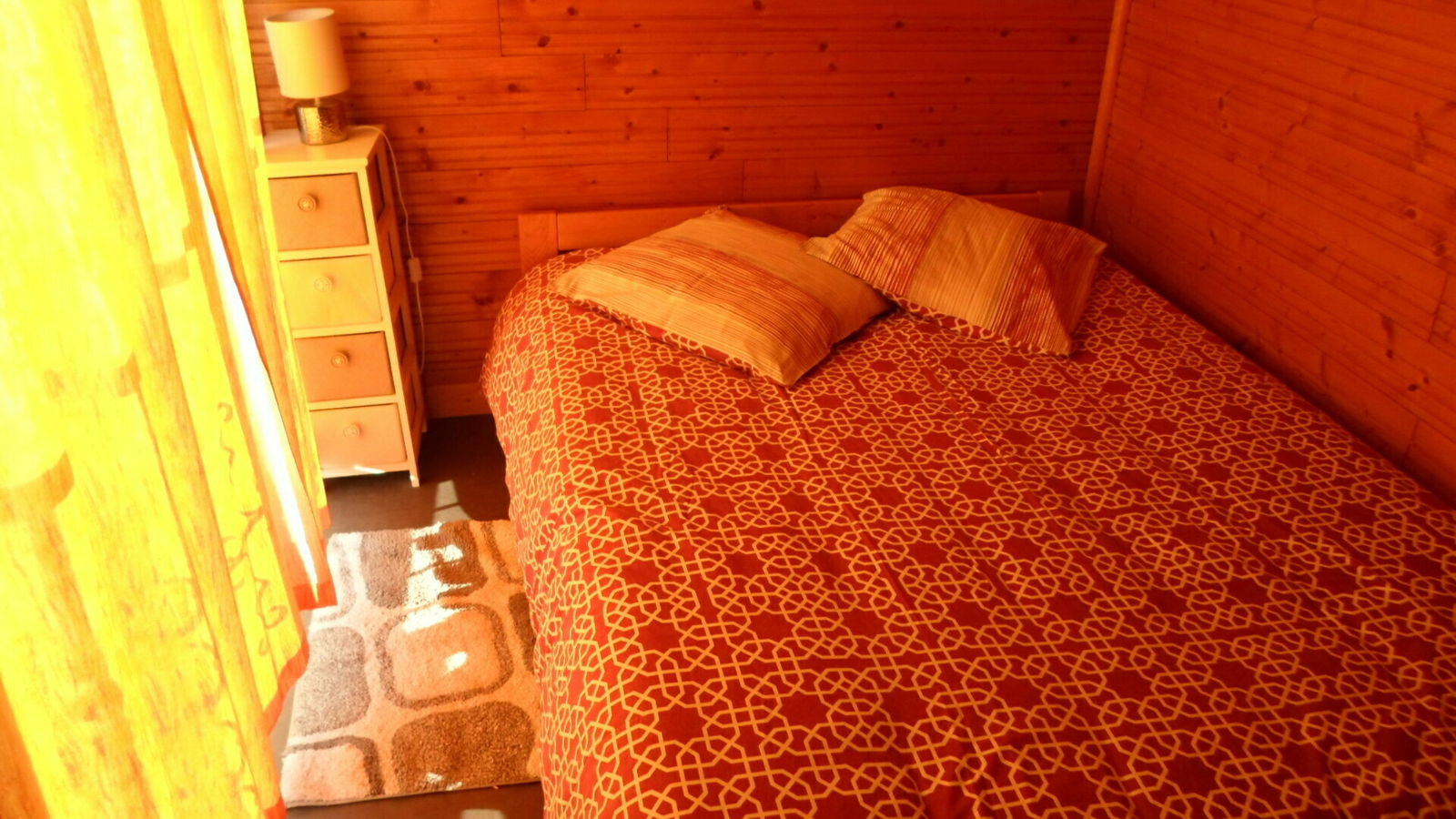 Unabhängiges Studio Veauchette 83324