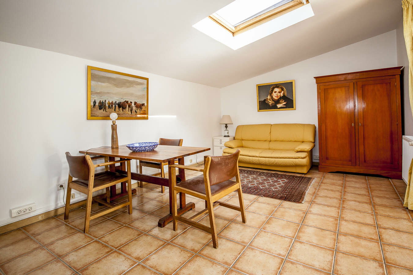 Unabhängiges Studio Suresnes 78653