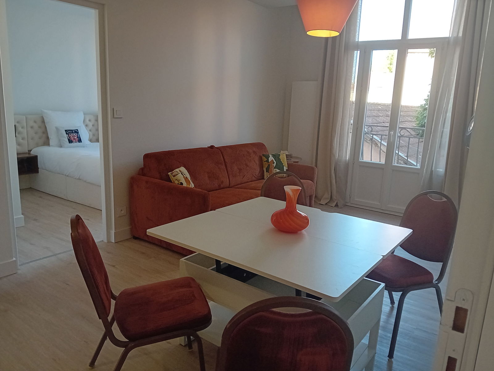 Unabhängiges Studio Vichy 558263
