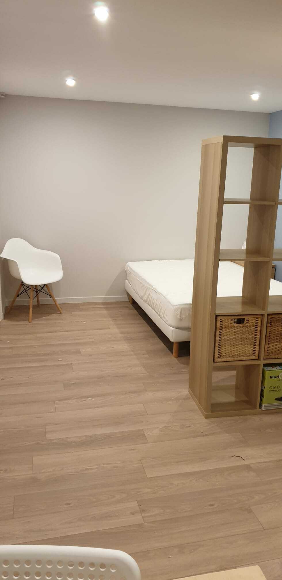 Hela Huset Ferney-Voltaire 230801