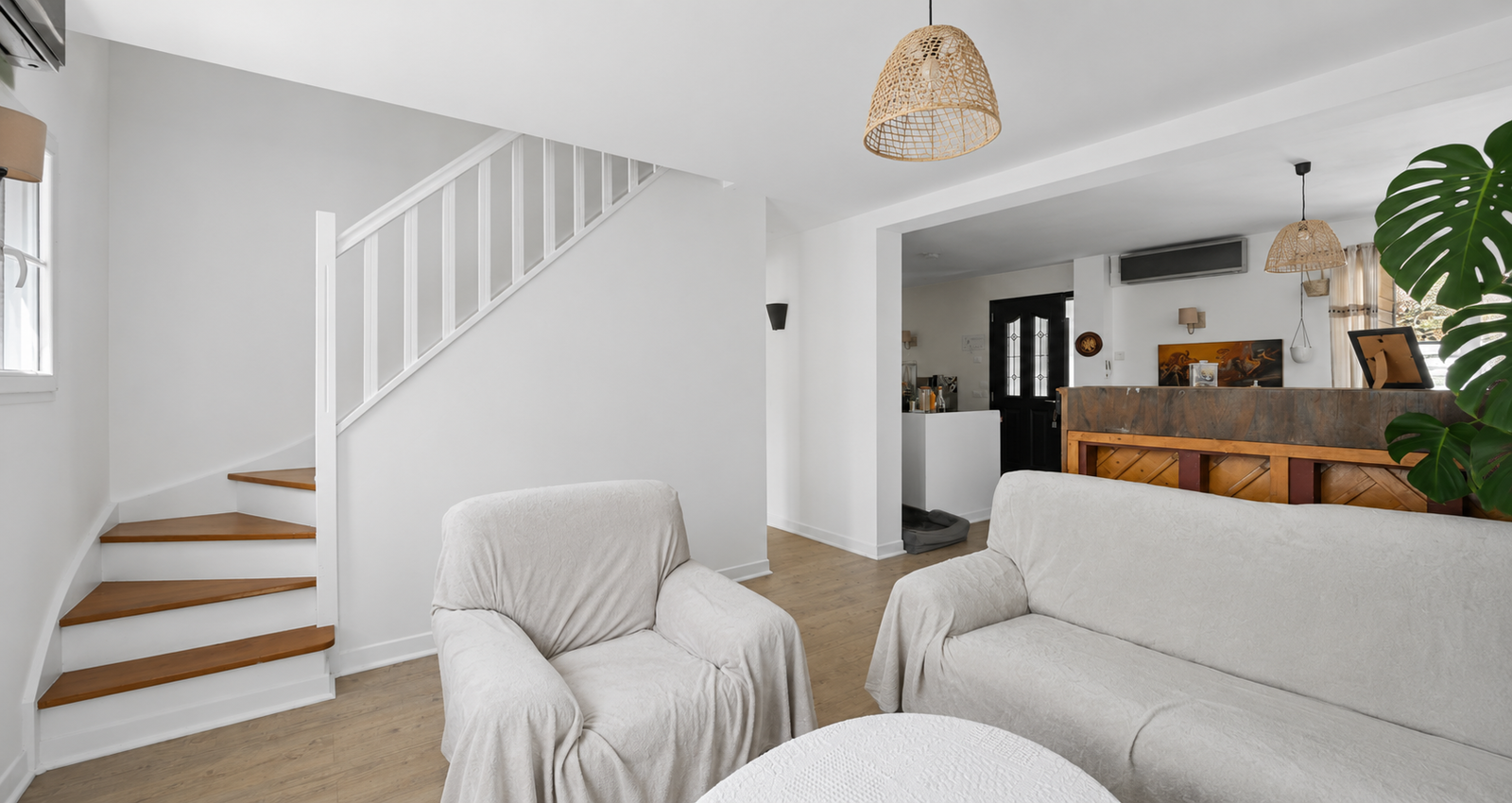 Homestay Crosne 676145