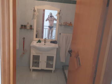 Colocation à louer à Organiz. Nazionale Combattenti 7 - photo 5 : salle de bain-5