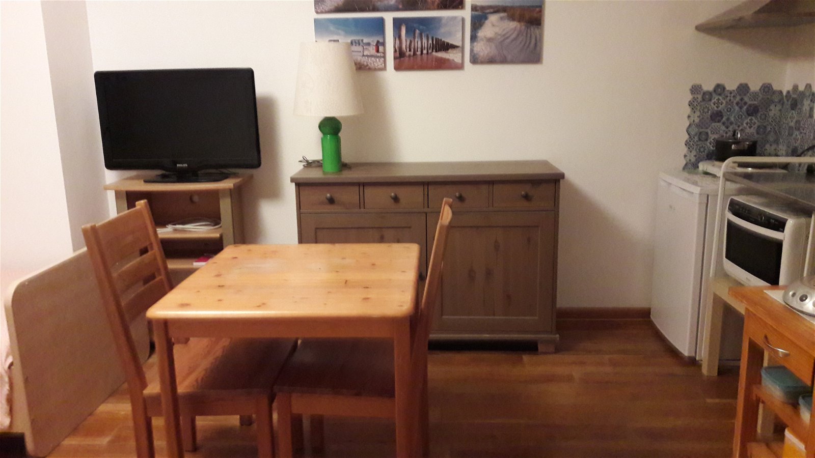 Itsenäinen Studio Rebecq 130911