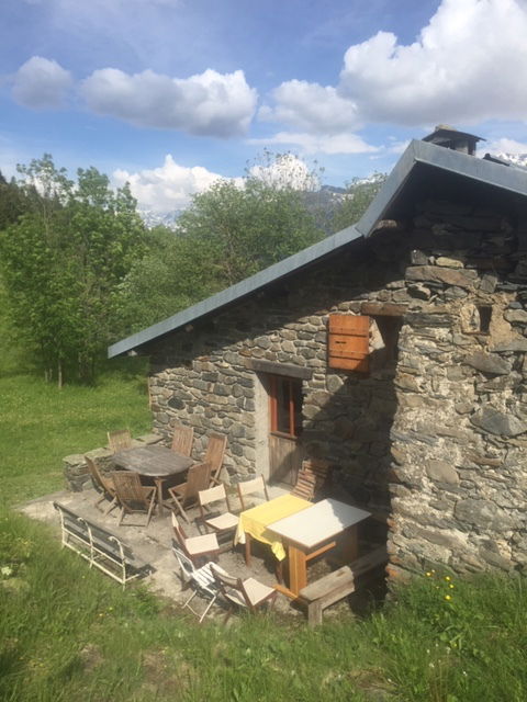 Itsenäinen Studio Aime 240121