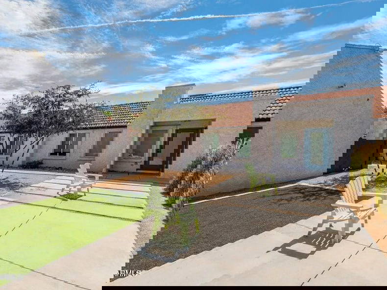 Gastgezin Phoenix 524843-5