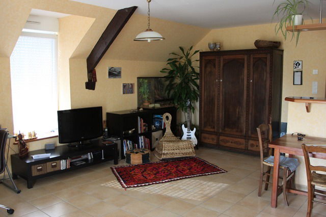 Independent Studio Saint avé 11267