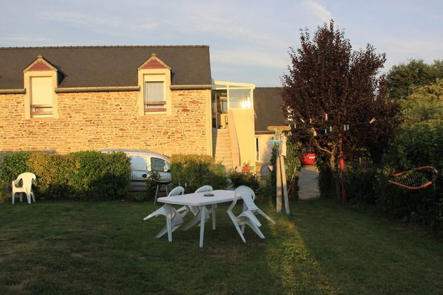 Independent Studio Saint avé 11267