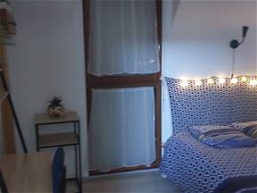 FOR RENT ROOM IN PRIVATE HOUSE