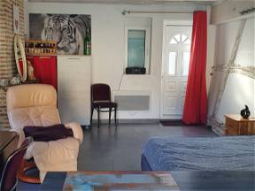 For Rent Small Studio At The Inhabitant