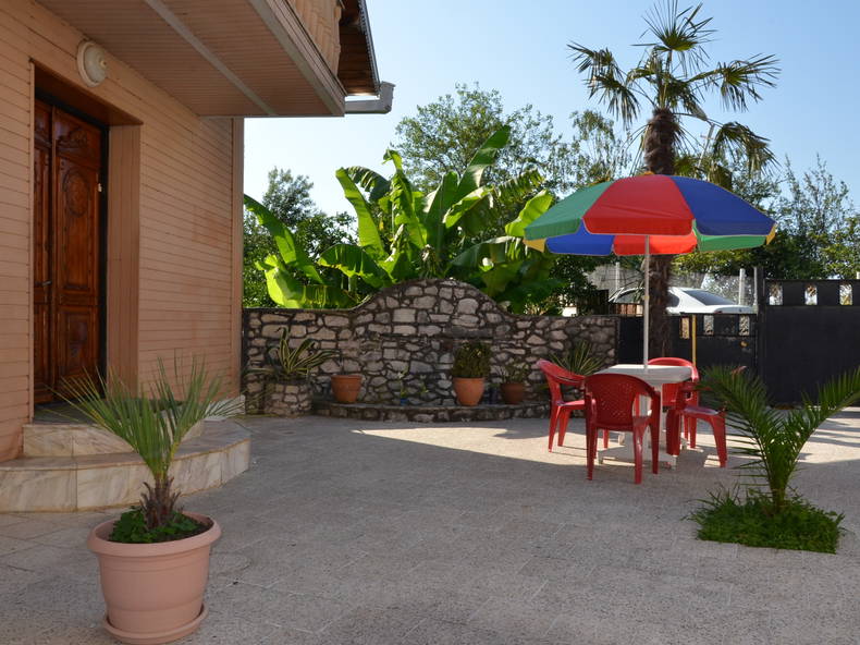 Logement Entier Makhinjauri 101203-1