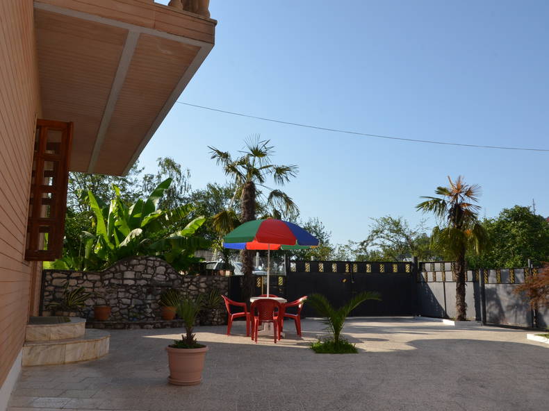 Logement Entier Makhinjauri 101203-2