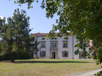 Roomlala | For students or seasonal workers, 20m2 at “Château de ma Mère”