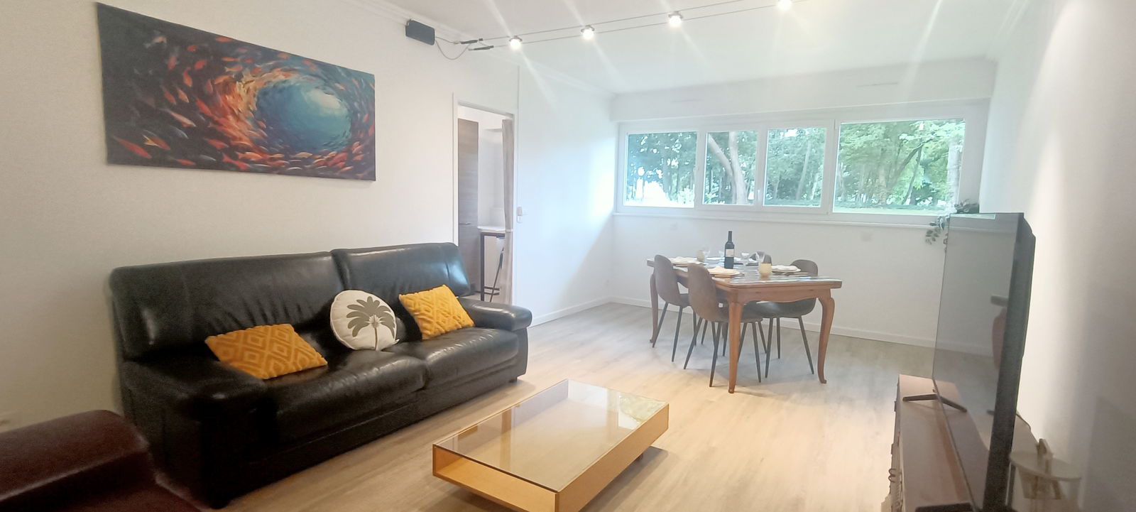 Kolokation Montigny-le-Bretonneux 617574