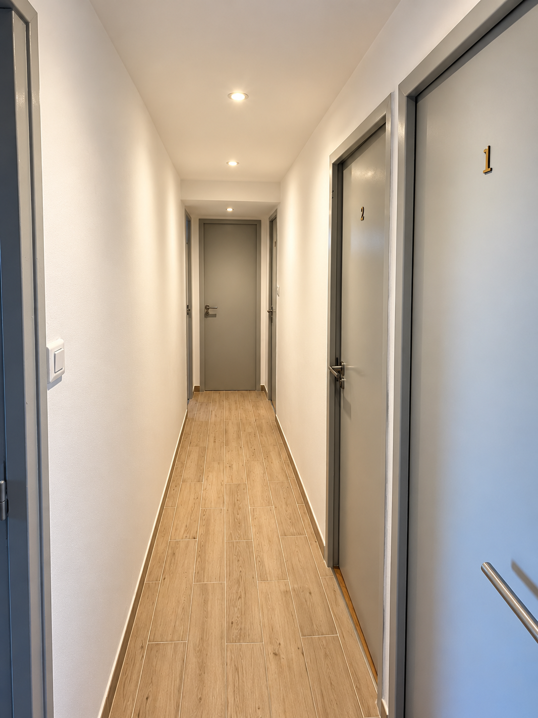 Shared Housing Bron 678152