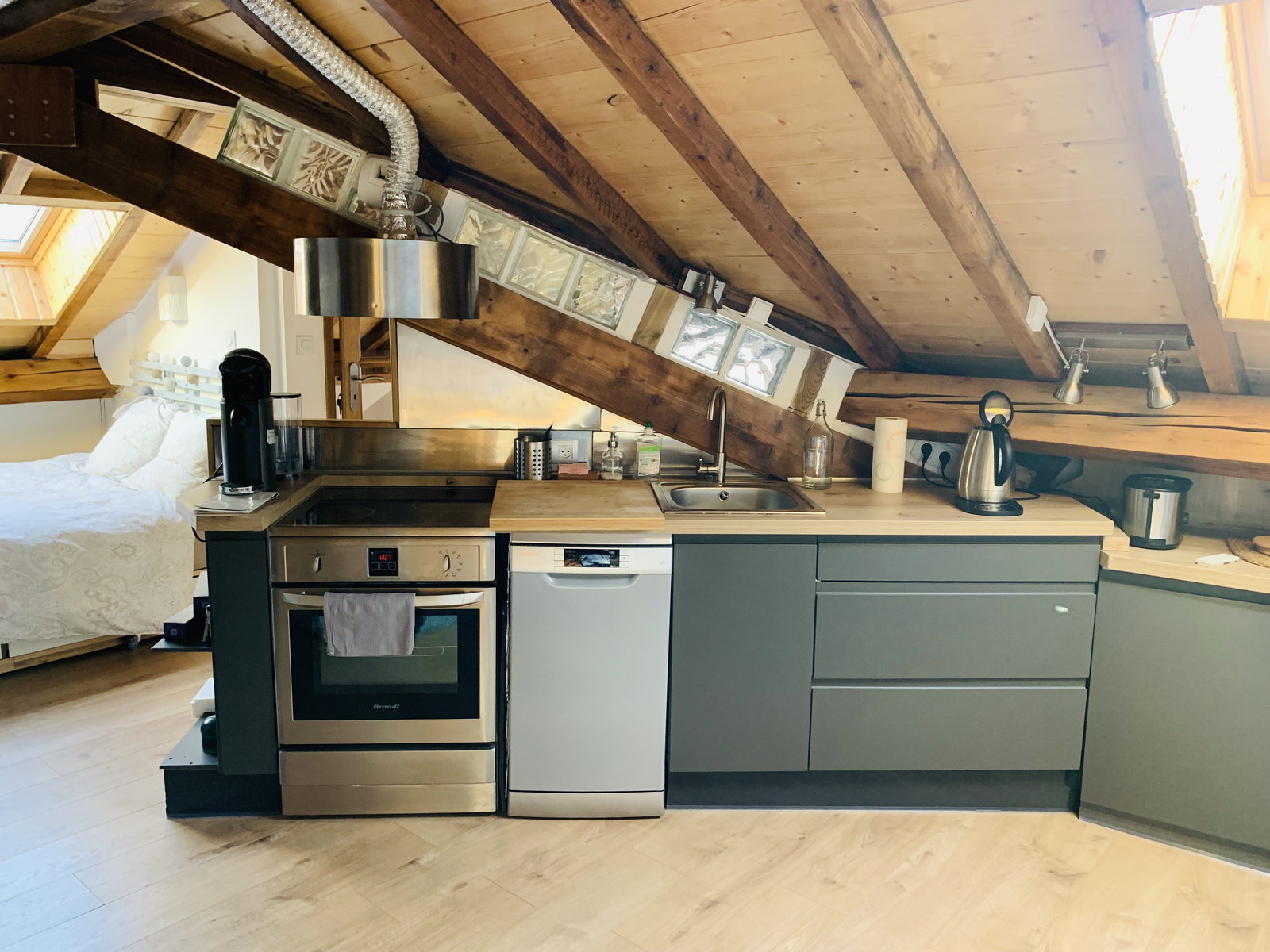 Hela Huset Grenoble 650187