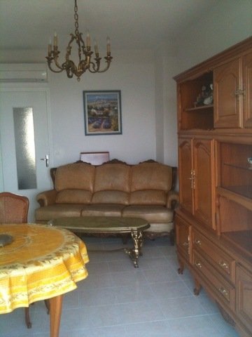 Studio Indépendant Fréjus 41080