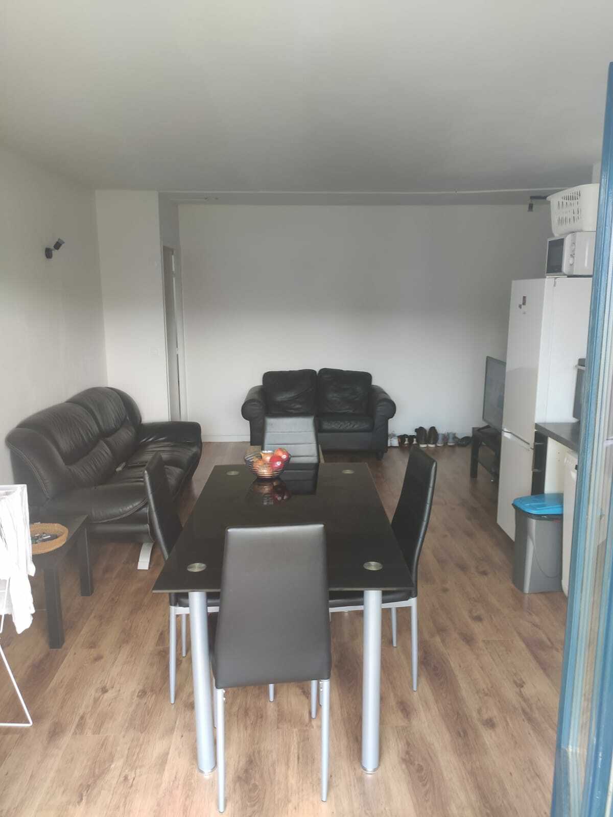 Colocation Cergy 250080