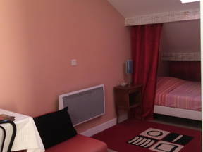 Fully Equipped Independent Room