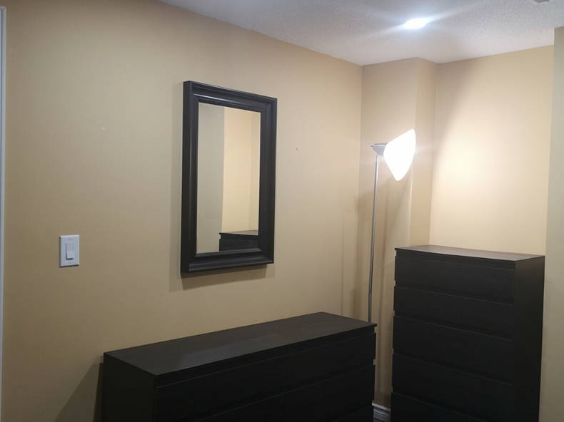 Homestay Brampton 244945-2