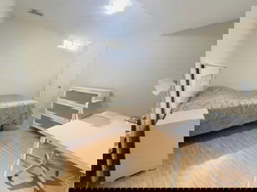 Coliving Mississauga 444945-4