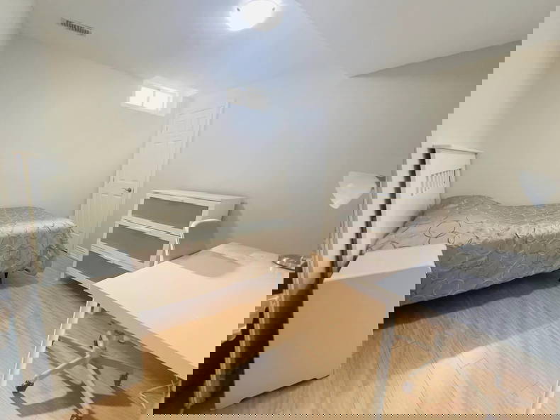 Coliving Mississauga 444945-4