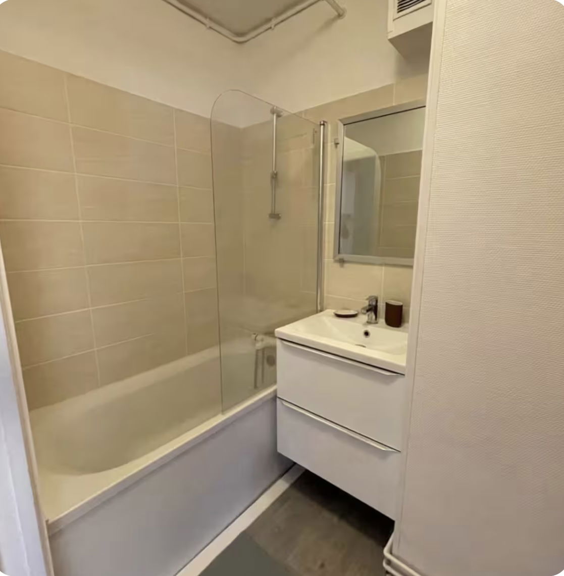 Entire Home Reims 654627