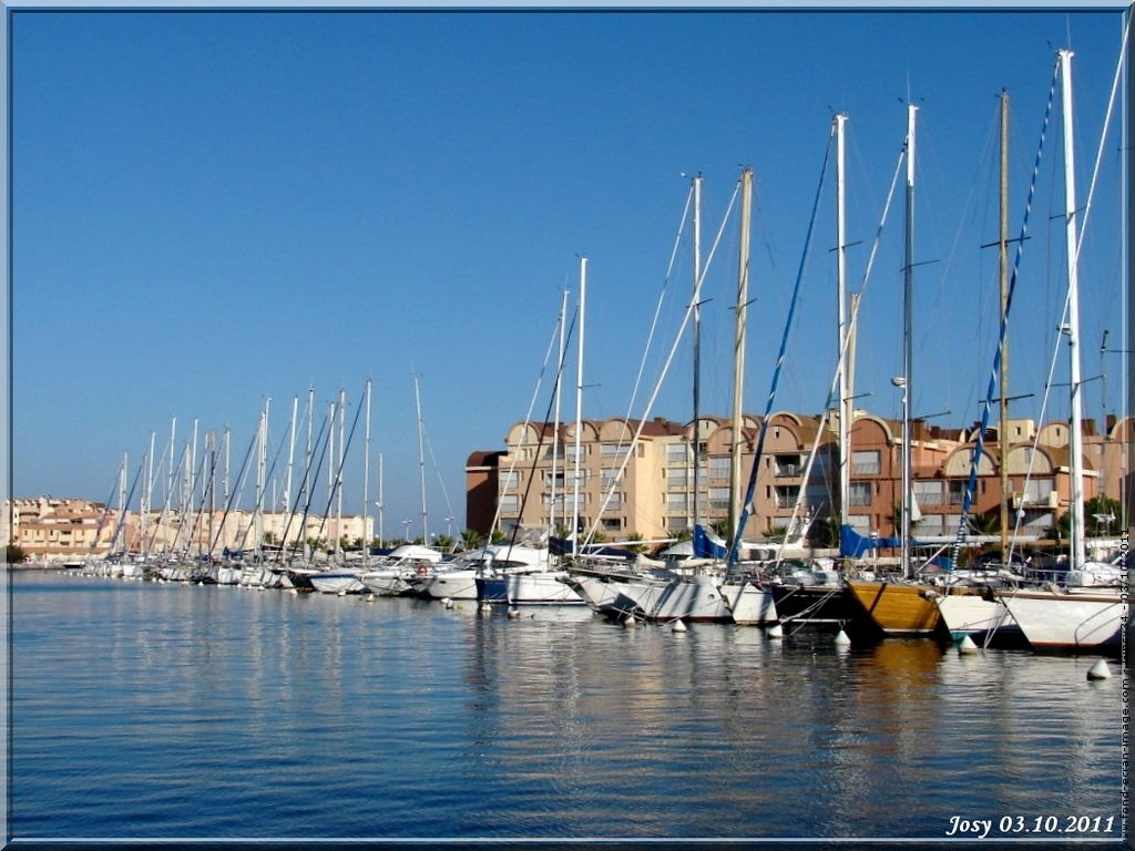 Entire Home Gruissan 144159