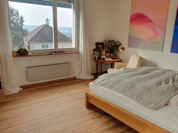 Roomlala | Furnished and bright room 15 min from Bales