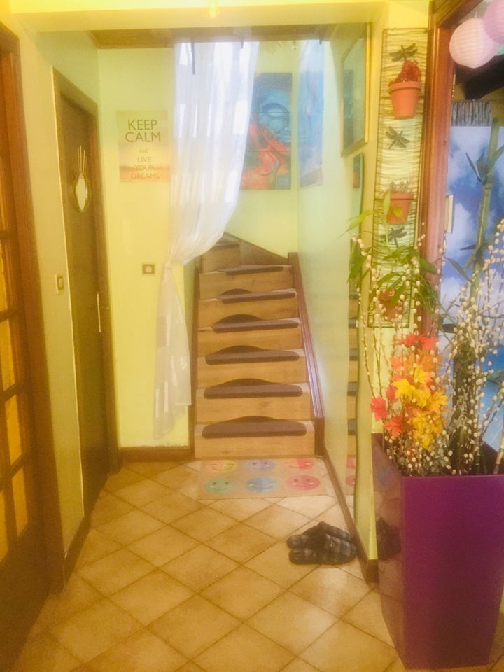 Homestay Émerainville 79404