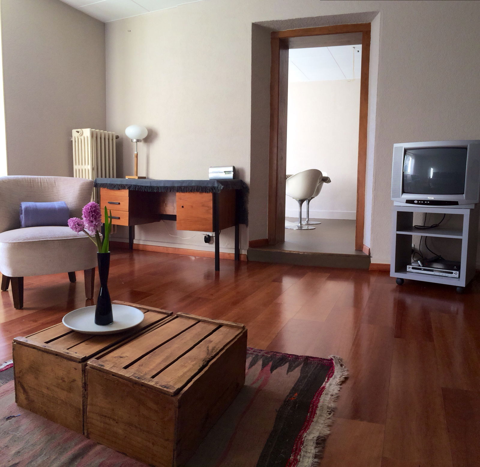 Entire Home Sion 56682