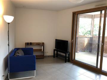 Room For Rent Tassin-La-Demi-Lune 241002