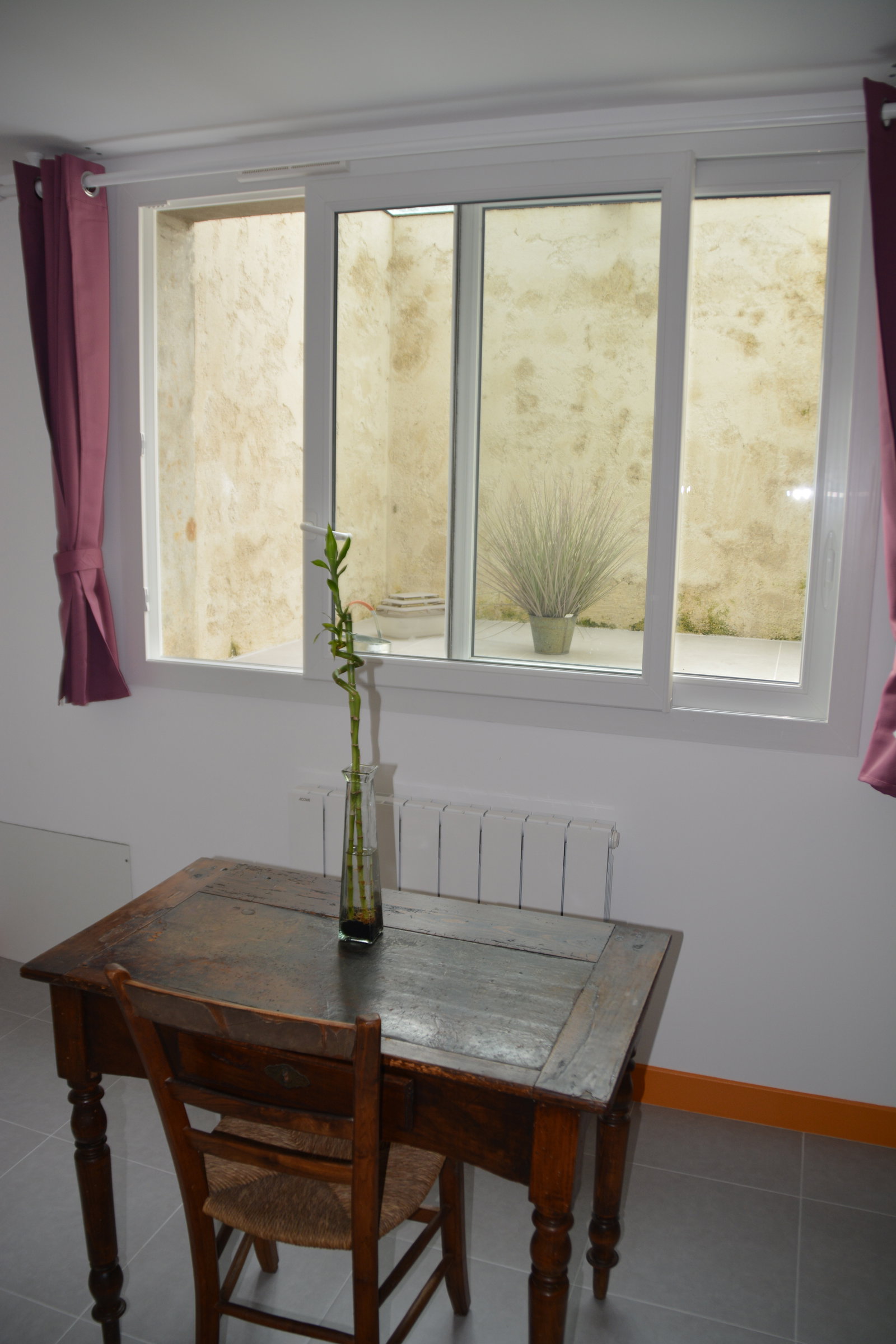 Entire Home Jouy-en-Josas 660051