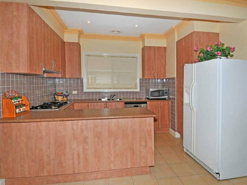 Homestay Glenroy 95459-2