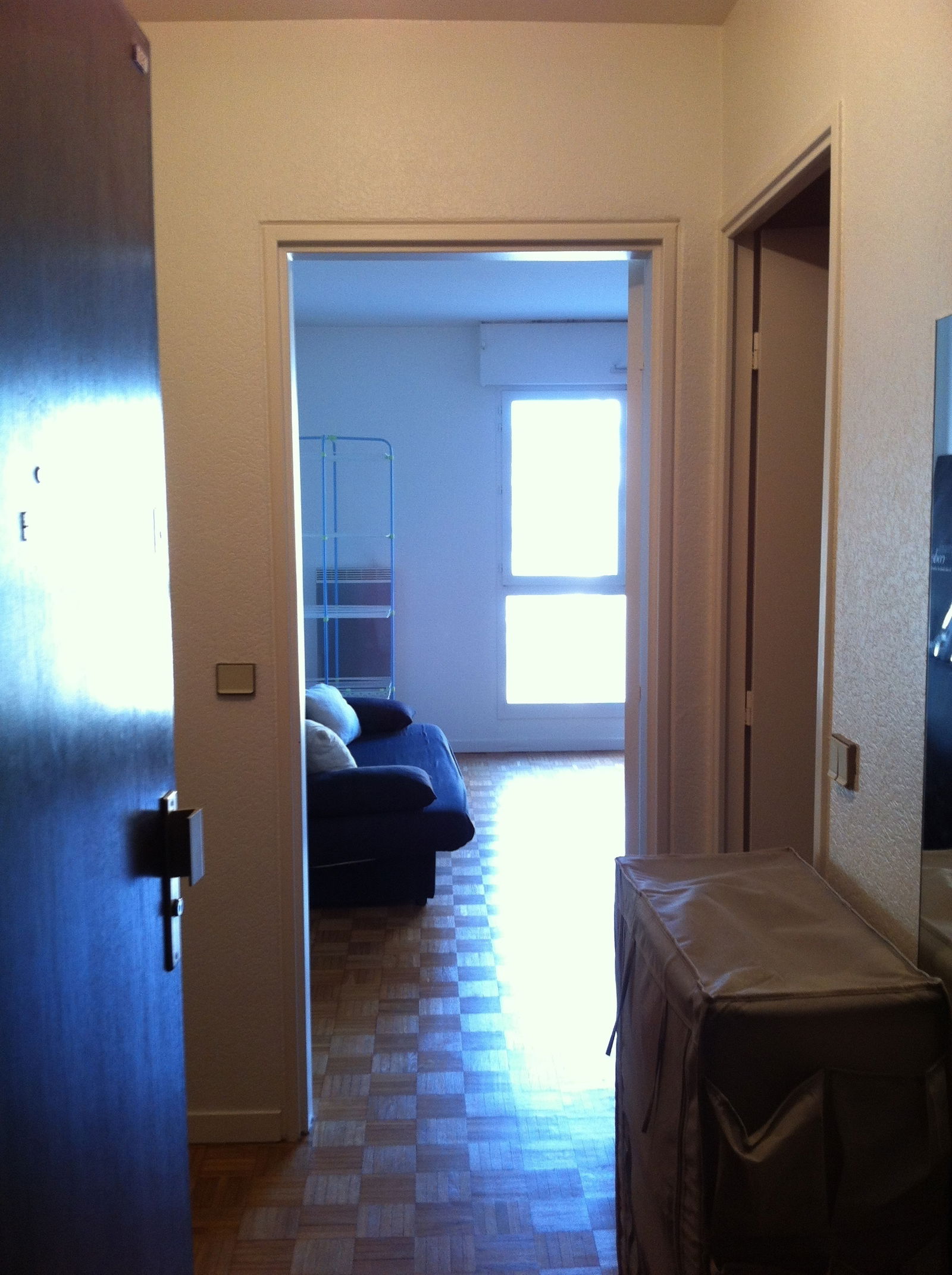 Independent Studio Dijon 91549